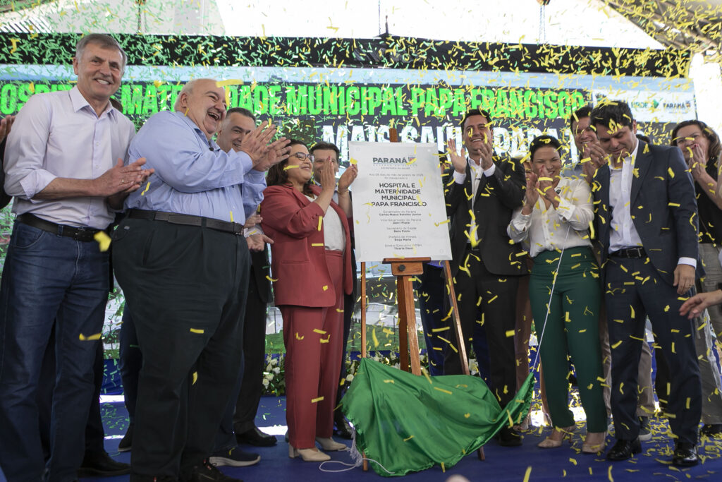 Pinhais, 08 de dezembro de 2025 - Governador Carlos Massa Ratinho Junior inaugura o Hospital e Maternidade Municipal Papa Francisco.