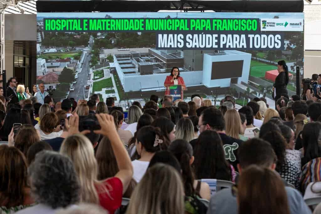 Pinhais, 08 de dezembro de 2025 - Governador Carlos Massa Ratinho Junior inaugura o Hospital e Maternidade Municipal Papa Francisco.